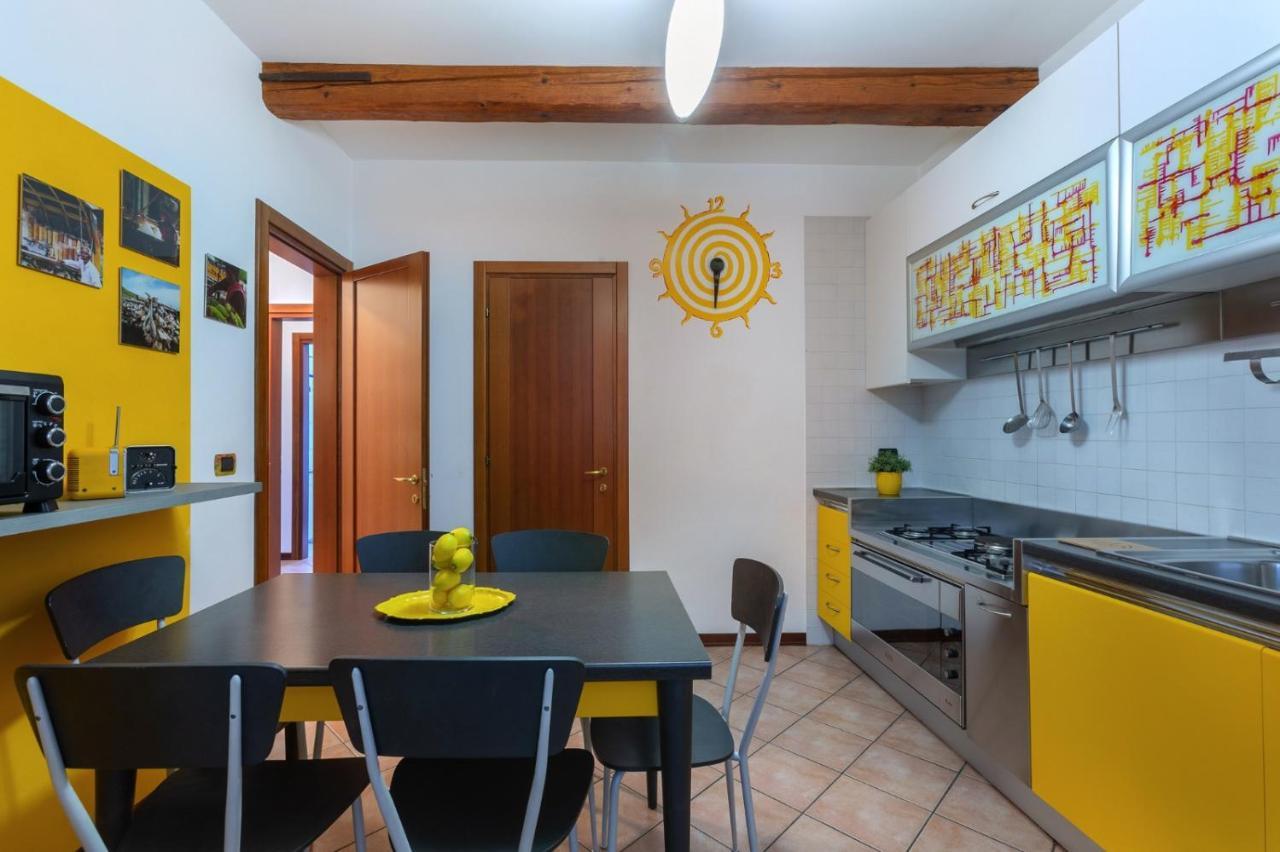 Central Ferrara Apartment Exterior foto